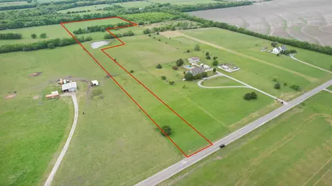 011 E Line, Whitewright, TX 75491