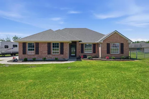 102 Brittany Dr, Royse City, TX 75189