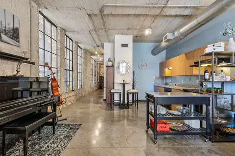 1122 Jackson St #820, Dallas, TX 75202