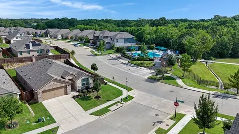 11705 Silver Queen Dr, Aubrey, TX 76227