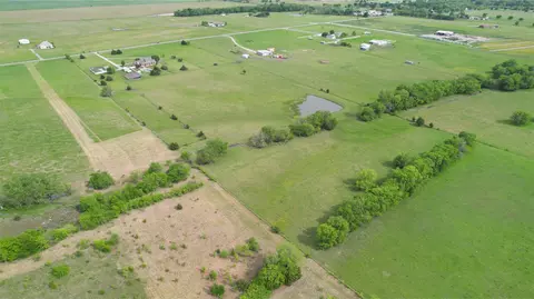 022 E Line, Whitewright, TX 75491 photo 11