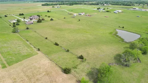 022 E Line, Whitewright, TX 75491 photo 9
