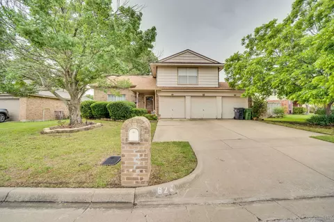 622 Lemon Dr, Arlington, TX 76018
