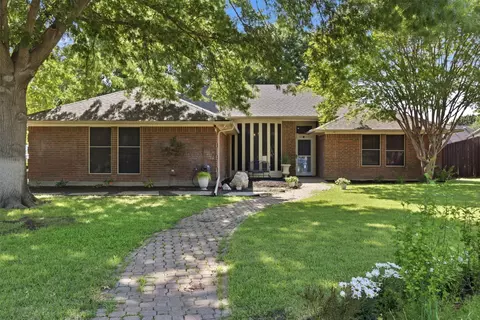 2505 Hillview Ct, Denton, TX 76209