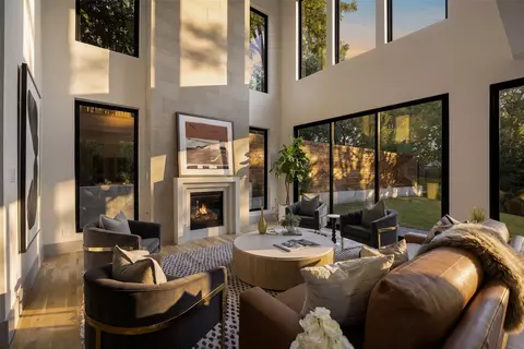 6984 Santa Barbara Dr, Dallas, TX 75214