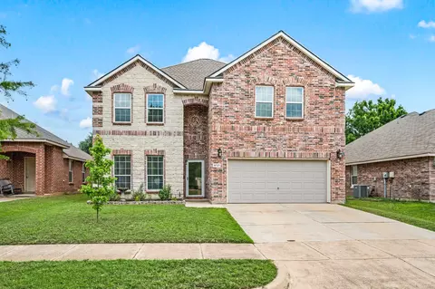 4721 Dogwood Dr, Denton, TX 76208