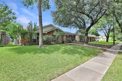 1113 Mossvine Dr, Plano, TX 75023
