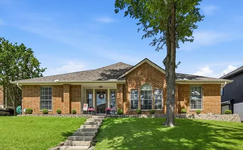 3802 Virginia Pine Cir, Carrollton, TX 75007