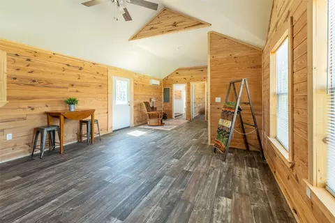 19170 Fm 1602, Hico, TX 76457