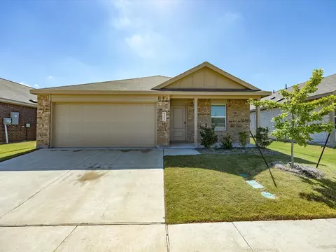 4952 Stonebridge Dr, Ennis, TX 75119