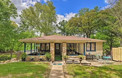 9886 Lake Haven Cir, Fort Worth, TX 76108