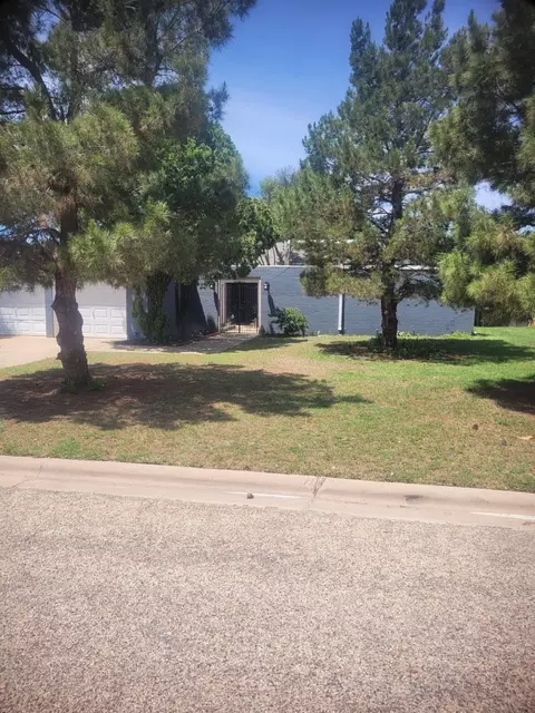2826 Salinas Dr, Abilene, TX 79605