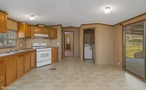 230 E Cloverleaf Dr, Haughton, LA 71037 photo 7