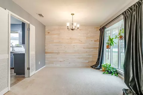4000 Sundown Dr, Benbrook, TX 76116