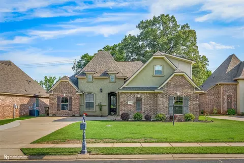 1008 Green Wood Cir, Haughton, LA 71037