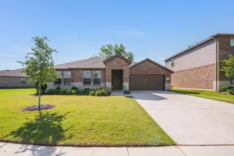 1457 Coulter Rd, Burleson, TX 76028