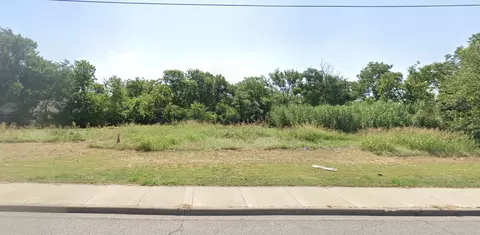725 S Greenville Ave, Richardson, TX 75081