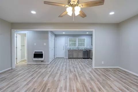 Living - 1545 Reuter Ave, Waco, TX 76708 photo 3 of 6