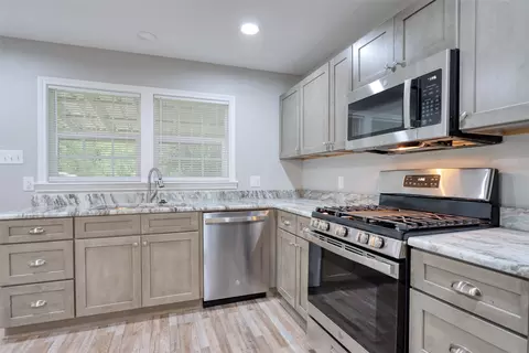 Kitchen - 1545 Reuter Ave, Waco, TX 76708 photo 1 of 3