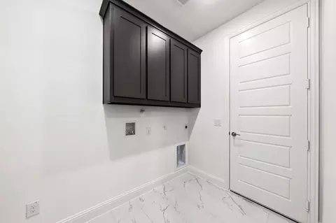 Other - 819 Beverly Dr, Grapevine, TX 76051 photo 3 of 10