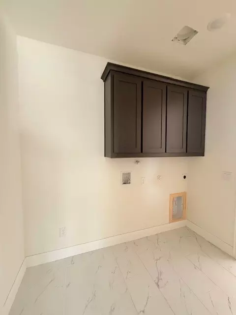 Other - 819 Beverly Dr, Grapevine, TX 76051 photo 4 of 11