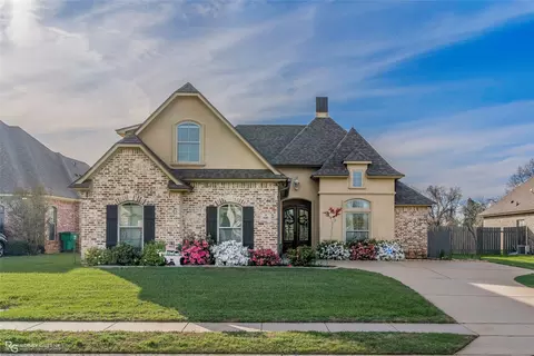 610 Glenshire Dr, Bossier City, LA 71111