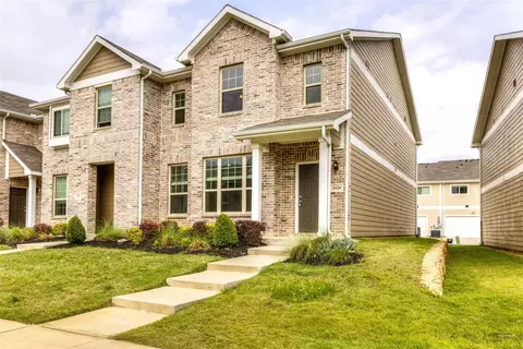 3428 Cricket Dr, Denton, TX 76207