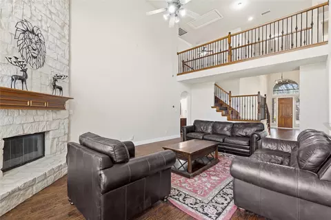 357 Spring Meadow Dr, Fairview, TX 75069