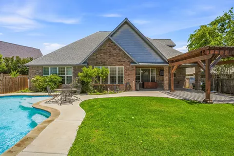 1740 Bull Elk Dr, Stephenville, TX 76401