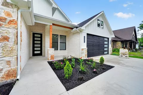 120 Springwood Rd, Enchanted Oaks, TX 75156