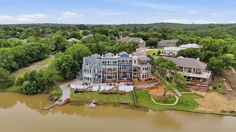 125 Greenway Bnd, Pottsboro, TX 75076
