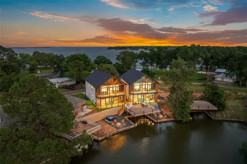 105 Hilltop Dr, Trinidad, TX 75163