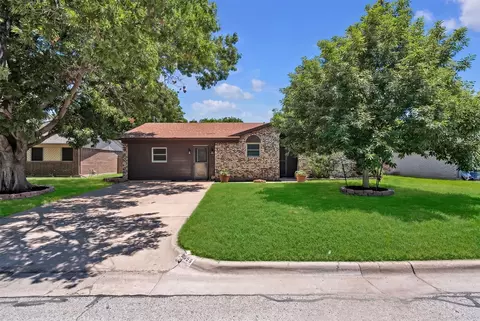453 Irene St, Burleson, TX 76028