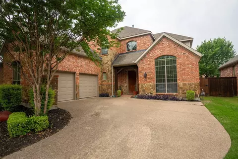 6947 Navigation Dr, Grand Prairie, TX 75054
