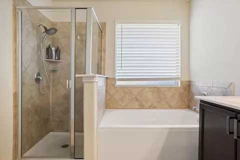 Bath - 5308 Tama Dr, Waco, TX 76708 photo 2 of 3