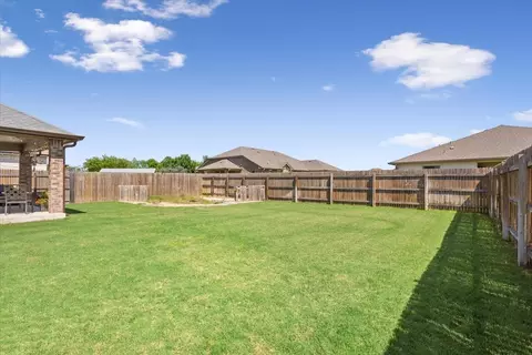 Exterior - 5308 Tama Dr, Waco, TX 76708 photo 5 of 6