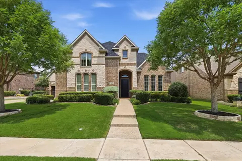 2207 Malin Dr, Trophy Club, TX 76262