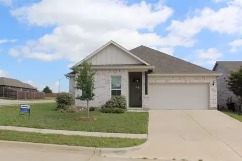 1401 Eagle Nest Dr, Pelican Bay, TX 76020