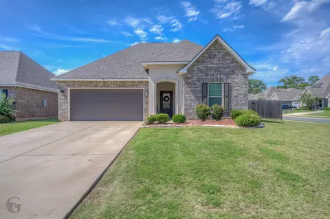 303 Pilatus Dr, Shreveport, LA 71106