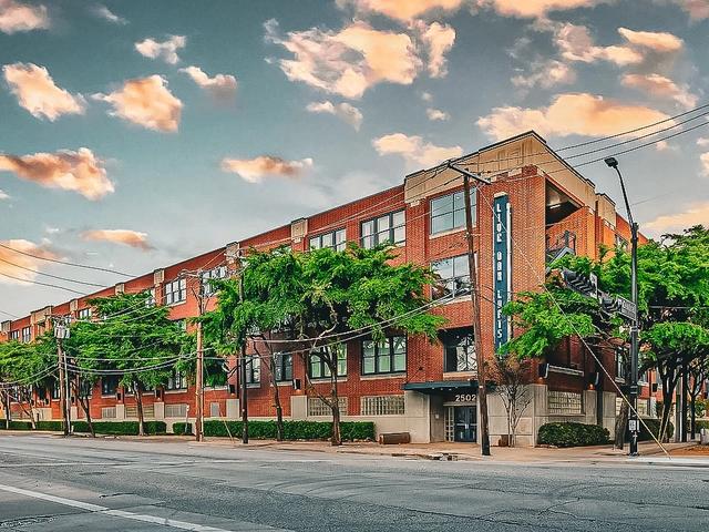 2502 Live Oak St #301, Dallas, TX 75204