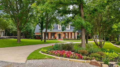 5 Meadowbrook Cir, Melissa, TX 75454