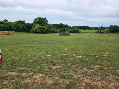 7250 Johnson Rd, Granbury, TX 76049