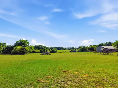 7250 Johnson Rd, Granbury, TX 76049