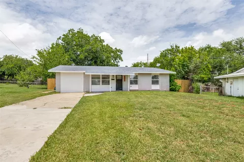 3221 Ridgeview Cir, Irving, TX 75062