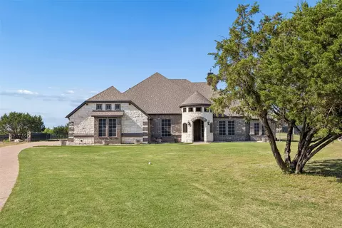 2015 Alps Ct, Cedar Hill, TX 75104