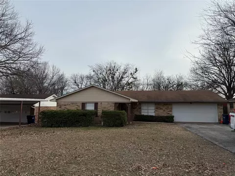 415 W Highland Dr, Whitewright, TX 75491