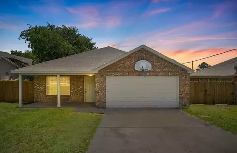 4920 S Peachtree Rd, Balch Springs, TX 75180