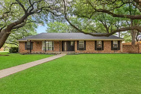 6554 Ridgeview Cir, Dallas, TX 75240