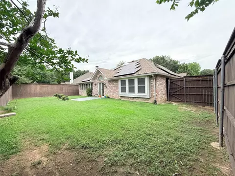 Exterior - 10123 Andre Dr, Irving, TX 75063 photo 5 of 5
