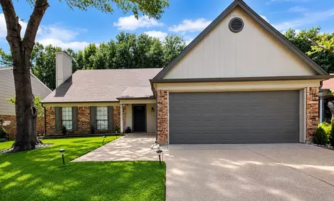 4325 Winchester Ct, Grand Prairie, TX 75052